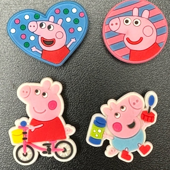 Lot of 8 Peppa Pig Charms Jibbitz for Crocs Lollipop Bicycle Bubbles Super Hero - Picture 2 of 7